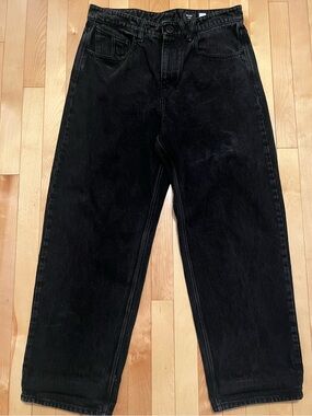 Men’s Volcom Black Washed Denim Jeans with Leather Patch